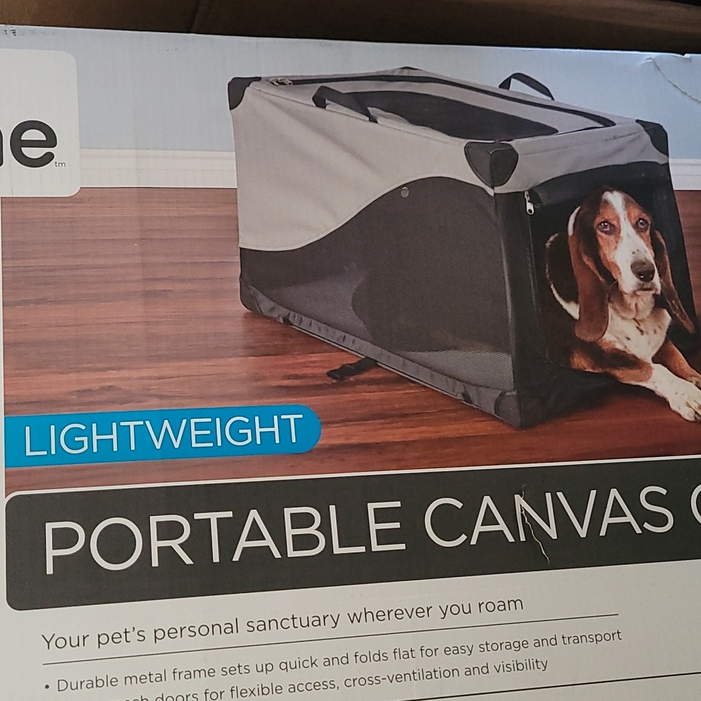 Portable canvas crate